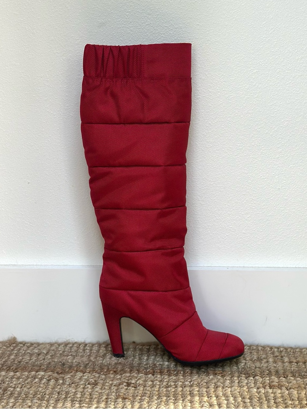 NWOT RARE United Nude Red Puffy Boots - Picture 4 of 7